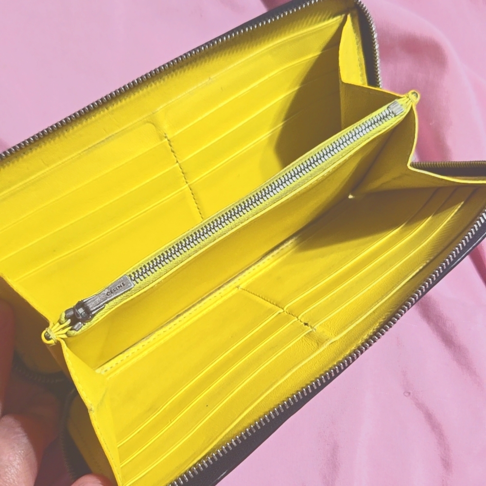 Celine long zipper wallet with Yellow interior in leather (Authentic)